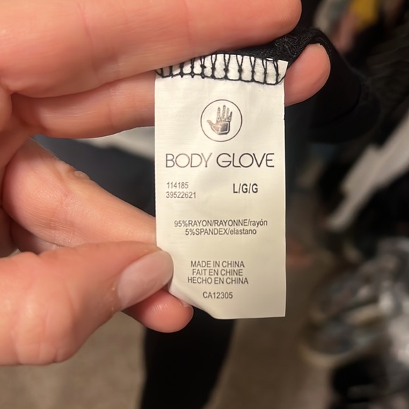 Black spaghetti strap double cross dress - Picture 10 of 10